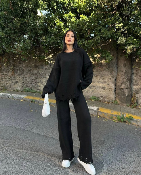 WOMEN KNITTED DISTRESSED CO-ORD SET - BLACK