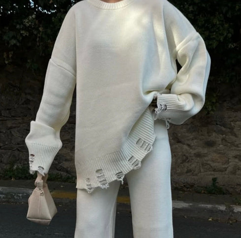 WOMEN KNITTED DISTRESSED CO-ORD SET - OFF WHITE