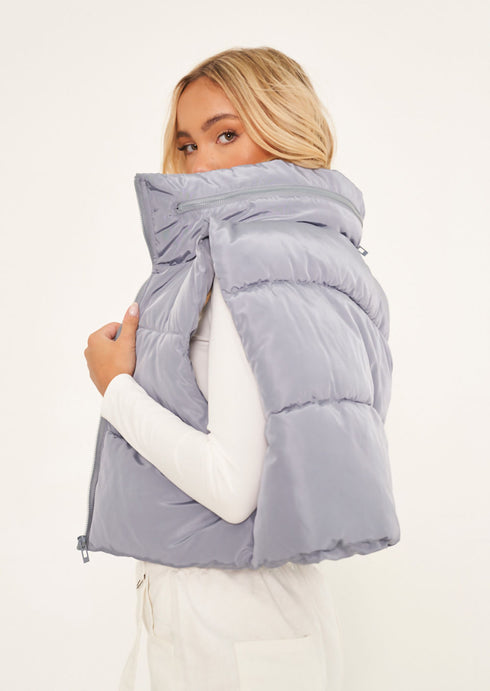 FOLD AWAY HODDED SLEEVELESS PADDED CROPPED PUFFER GILET - GREY